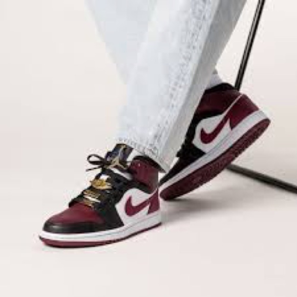 Nike women’s air Jordan- NWT